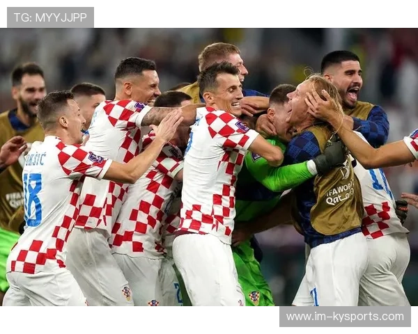 克罗地亚队在巴黎奥运会手球比赛中多次通过中路渗透得分，克罗地亚足球队拿过冠军吗