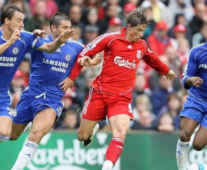 开云下载-NBA焦点战湖人险胜凯尔特人，詹姆斯再献制胜球，詹姆斯打凯尔特人18中2